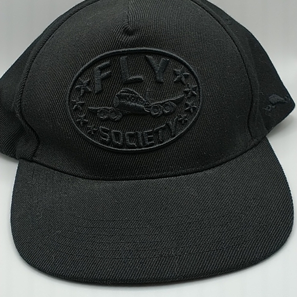 Fly Society Other - FLY SOCIETY New Classic Black Snapback Hat/Cap